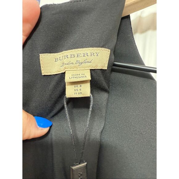 NWT Authentic Burberry London Designer Shift Dress - Picture 4 of 10
